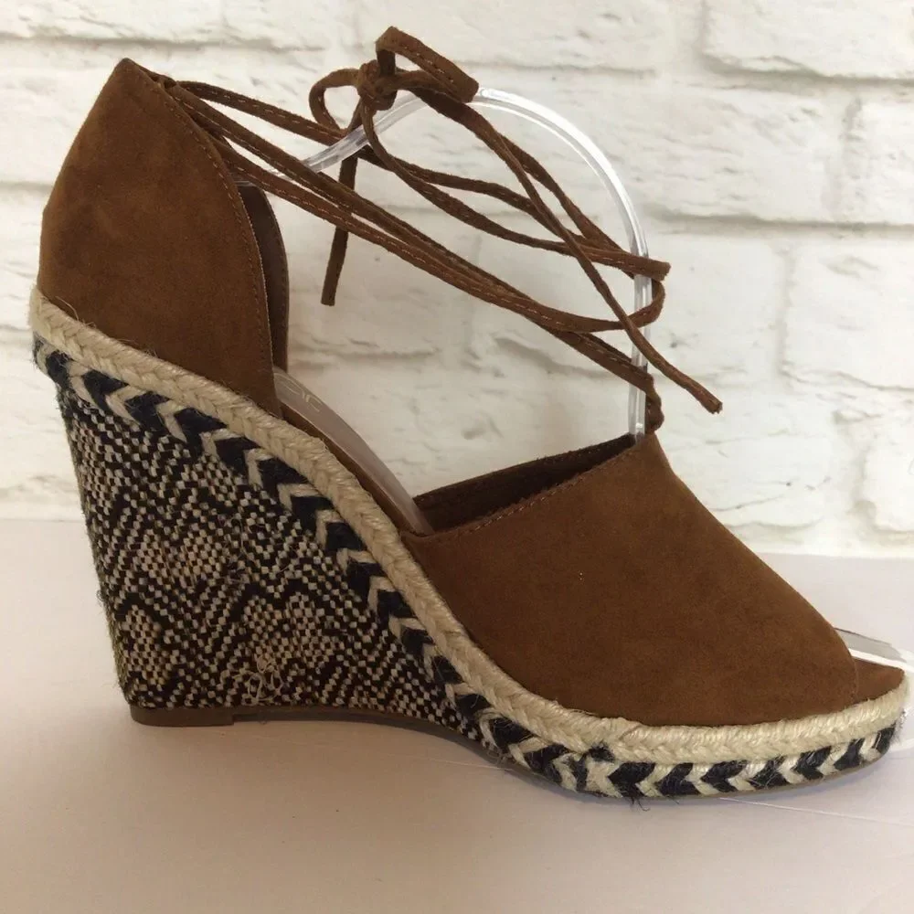 Bohemian Western Aztec Wedge Espadrille Size 9.5